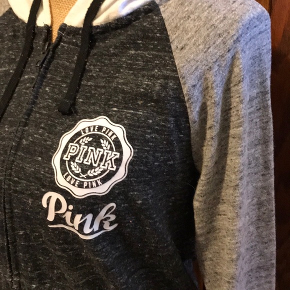 PINK Victoria’s Secret Colorblock Logo Hoodie Heathered Black - Picture 5 of 7